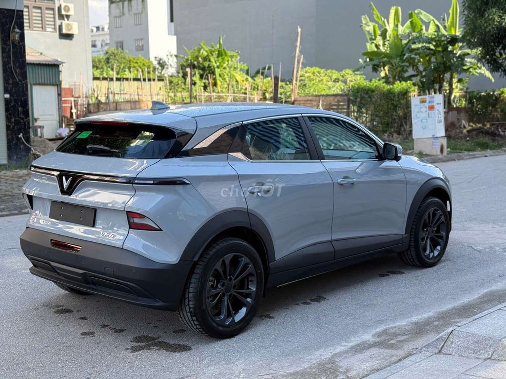 Chủ nhà gửi bán gấp căn hộ góc 3PN Vinhomes Grand Park, giá chỉ 3,2 tỷ