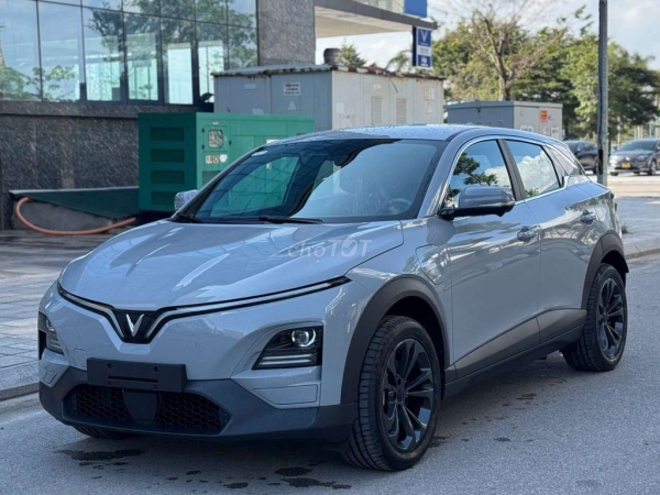 Chủ nhà gửi bán gấp căn hộ góc 3PN Vinhomes Grand Park, giá chỉ 3,2 tỷ